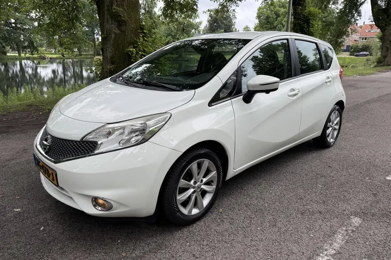 Nissan Note (2015)