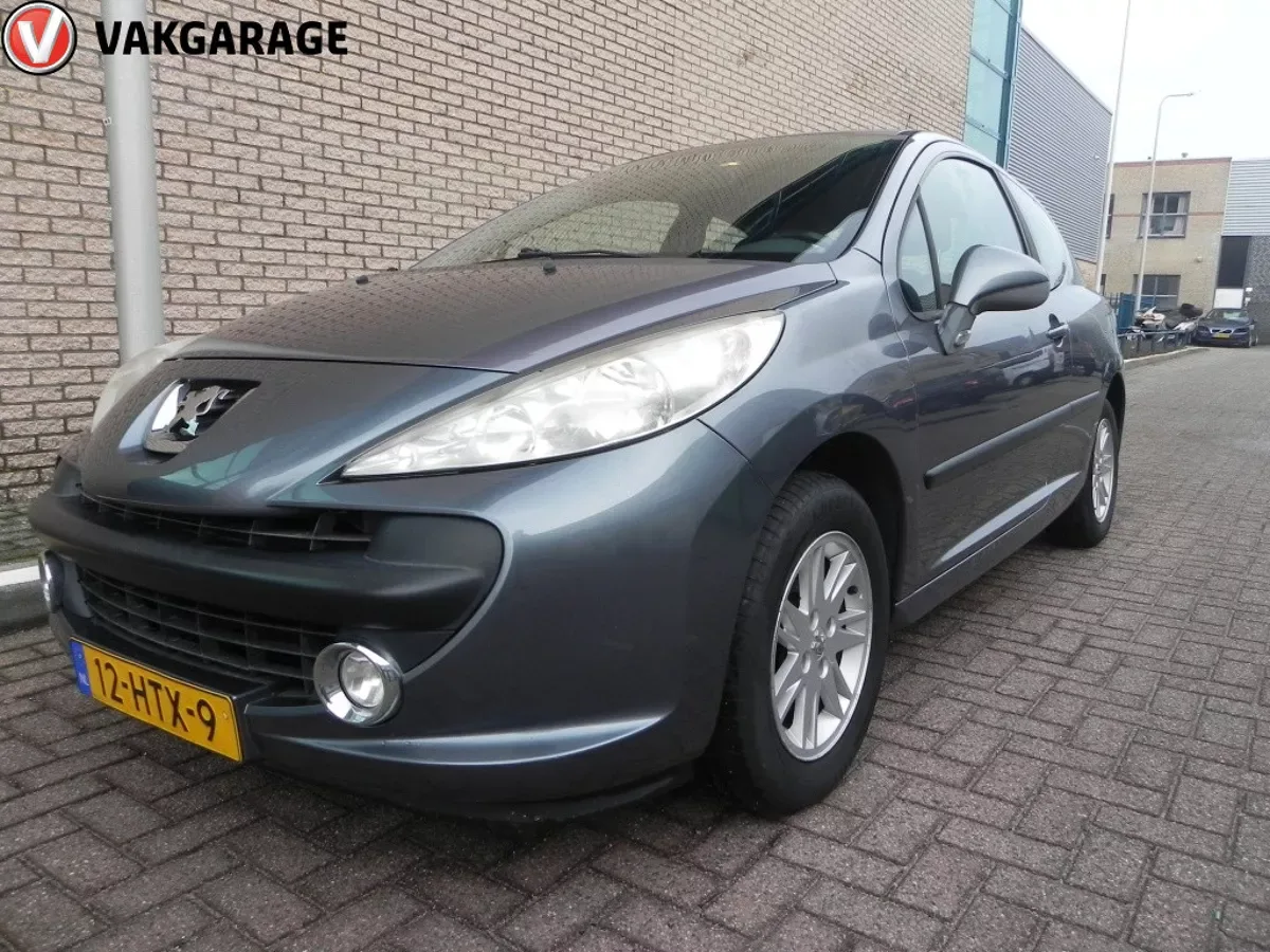 Peugeot 207 (2009) — foto 1