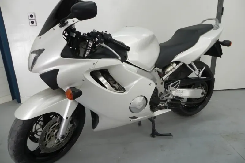 Honda CBR 600 600F (1999)