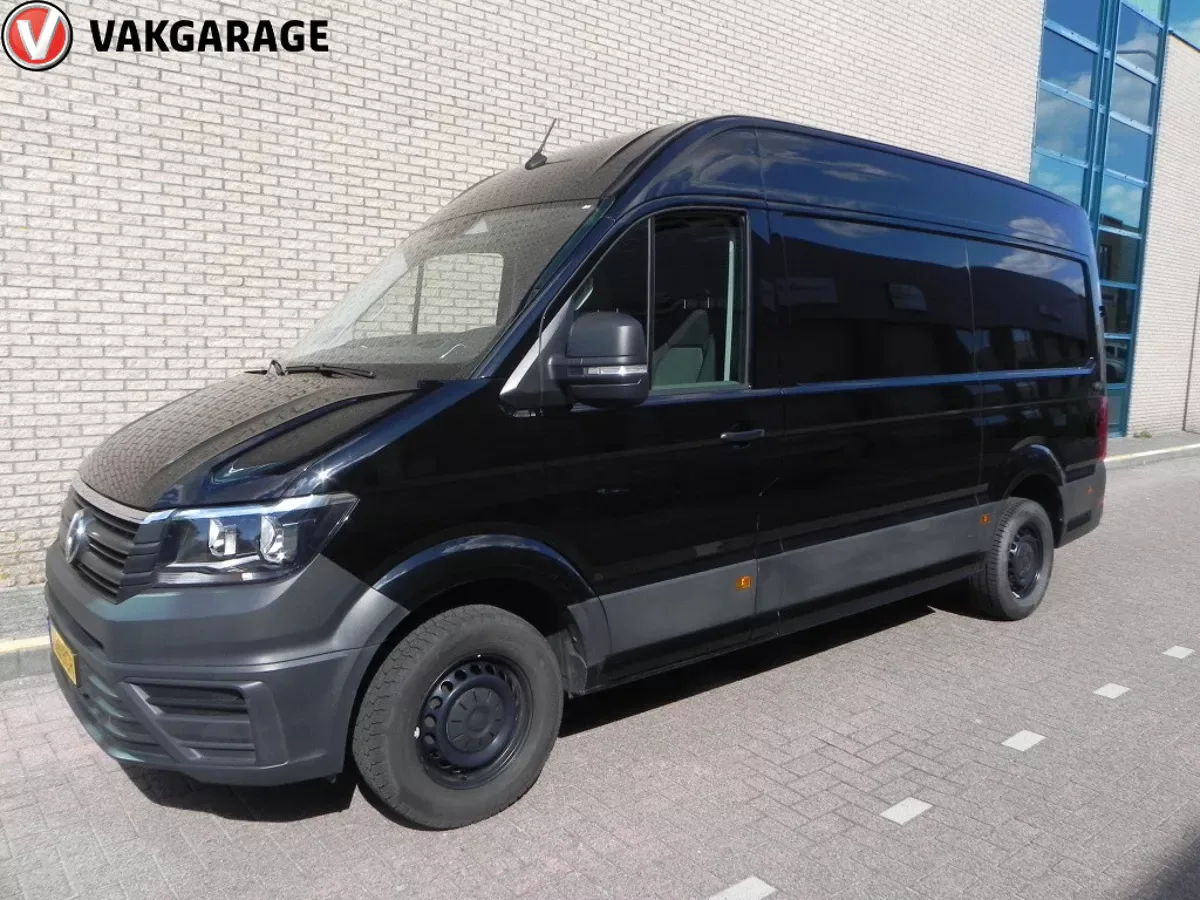 Volkswagen Crafter (2019) — foto 1