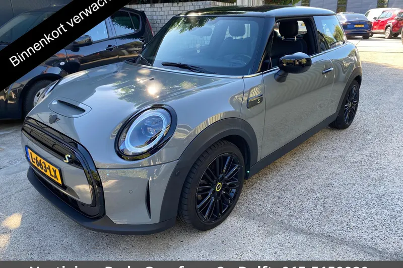 MINI Cooper (2021)