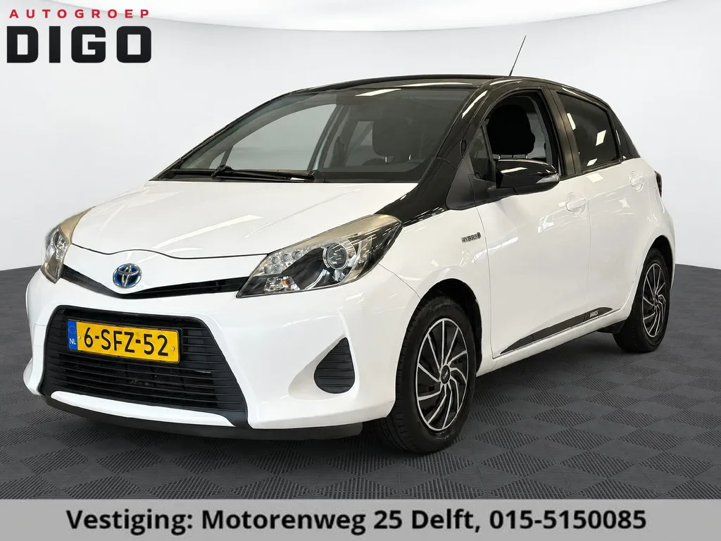 Toyota Yaris (2013) — foto 1
