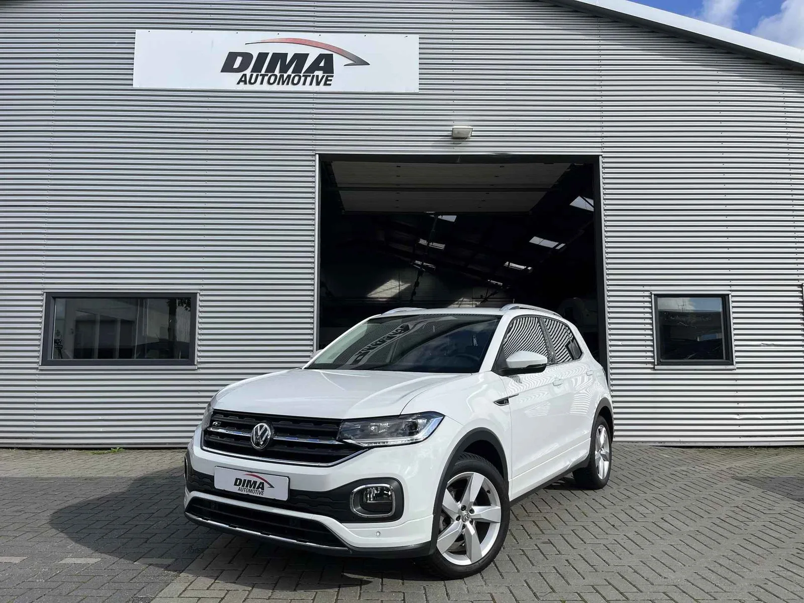 Volkswagen T-Cross (2019) — foto 1