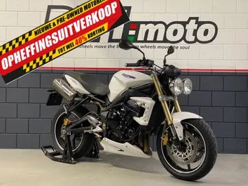 Triumph Street Triple 675 (2011) — foto 1