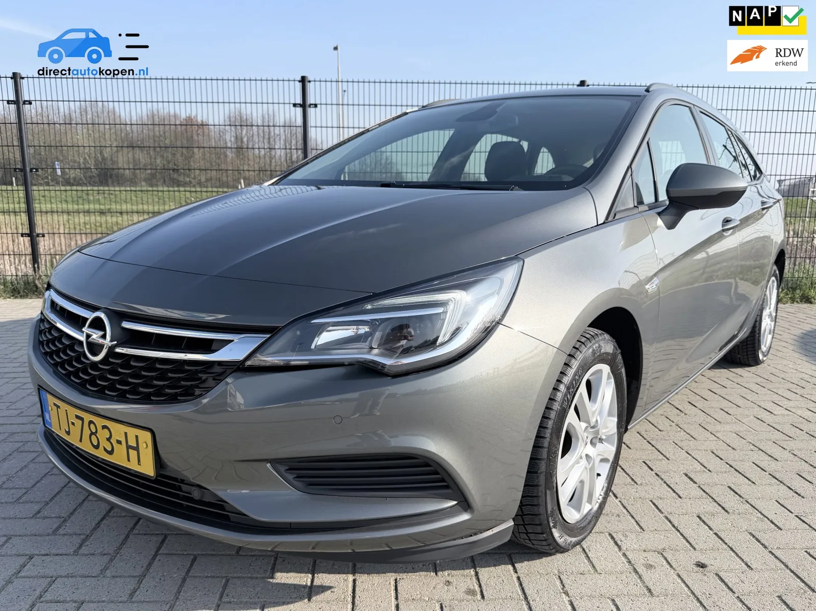 Opel Astra Sports Tourer (2018) — foto 1