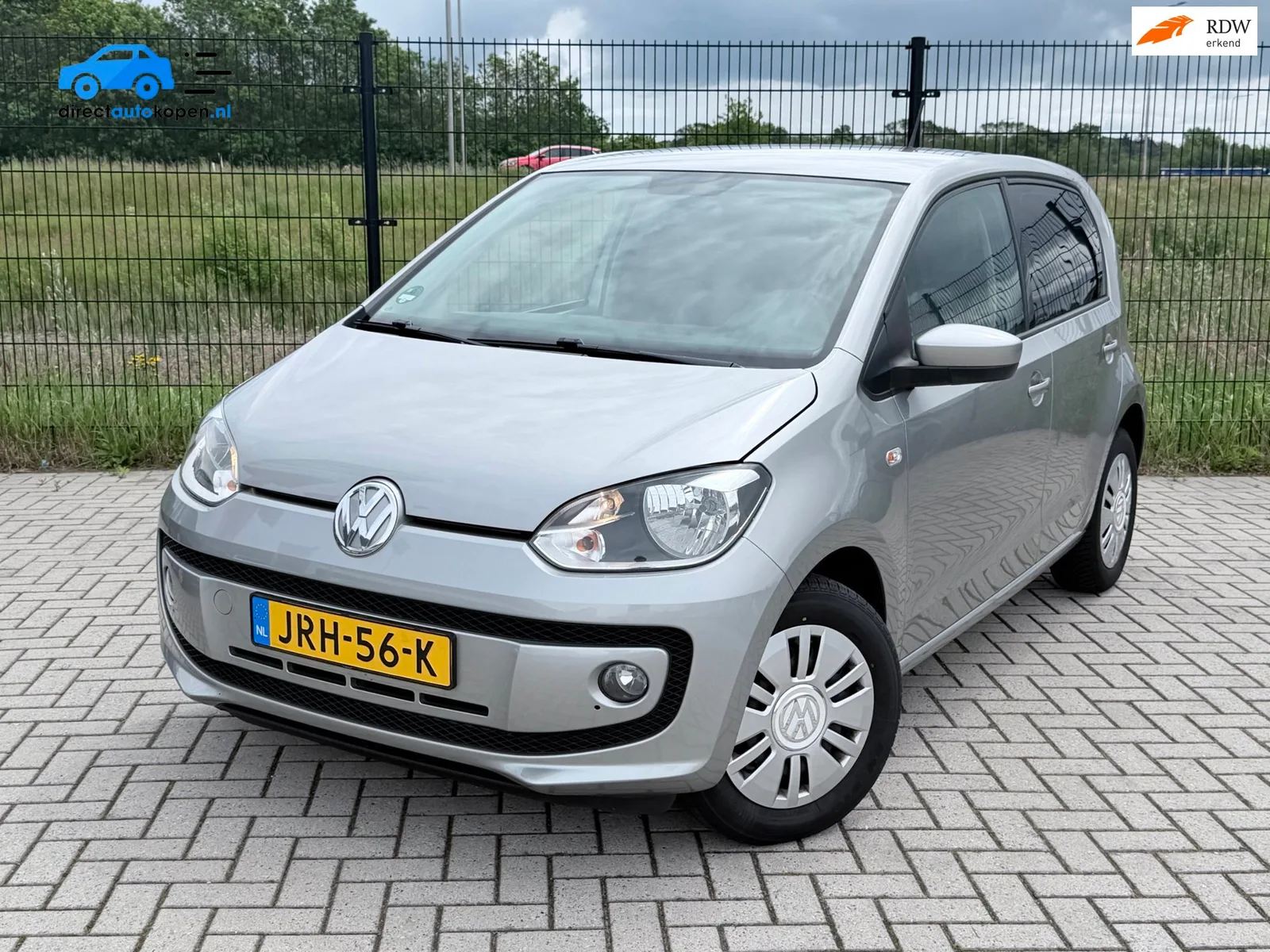 Volkswagen Up! (2013) — foto 1
