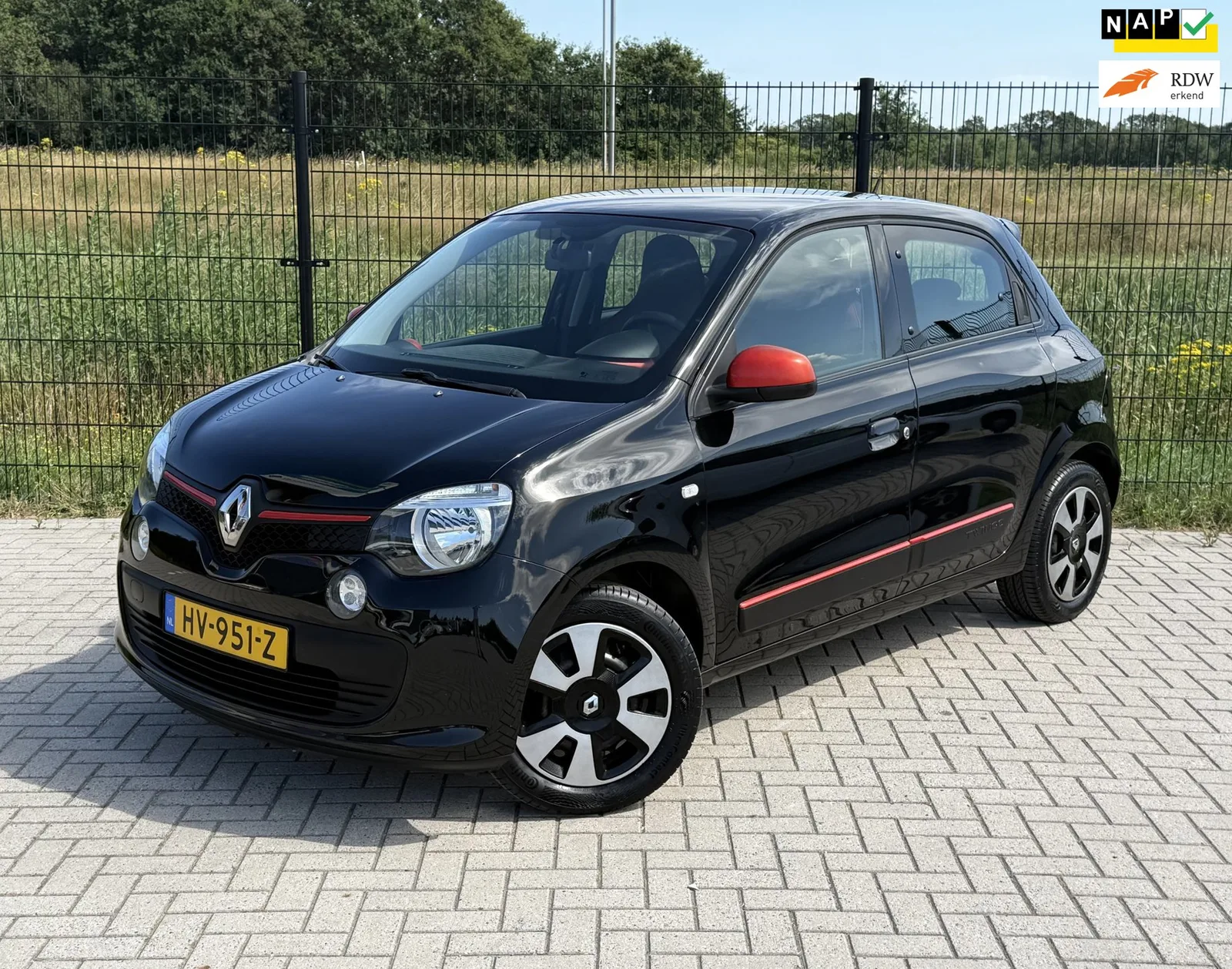 Renault Twingo (2016) — foto 1