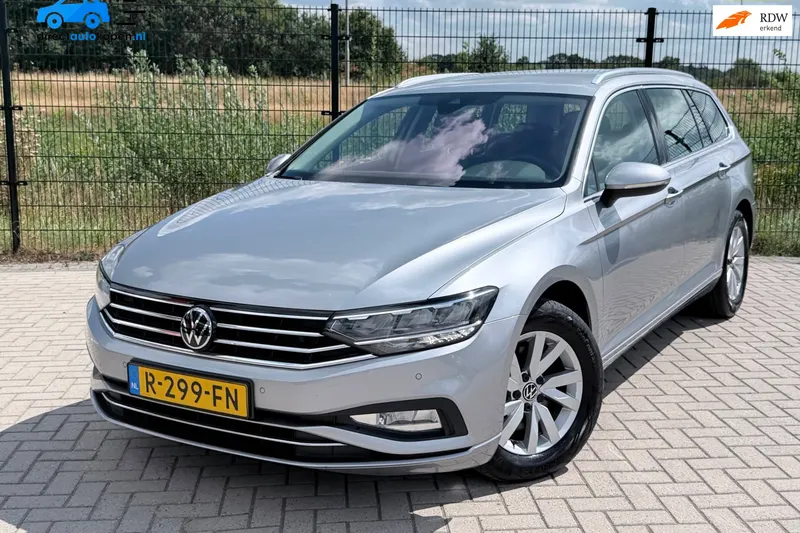 Volkswagen Passat (2022)