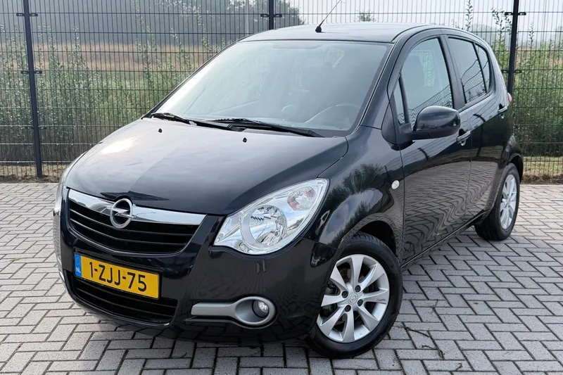 Opel Agila (2015)