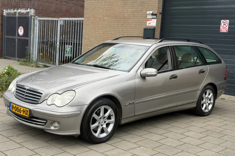 Mercedes-Benz C-Klasse (2004)