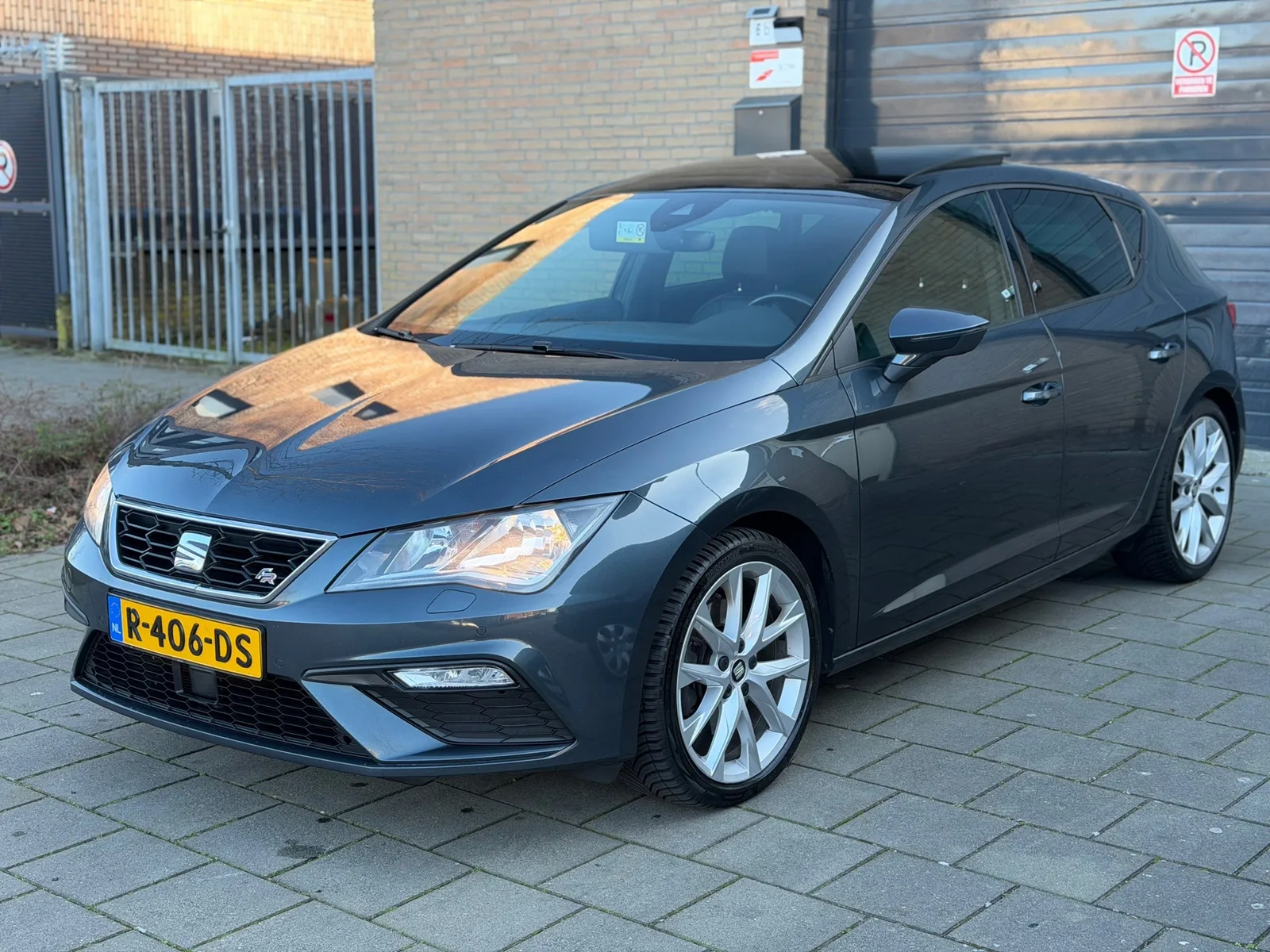 SEAT Leon (2019) — foto 1