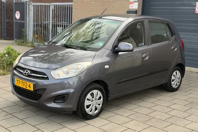 Hyundai i10 (2012)