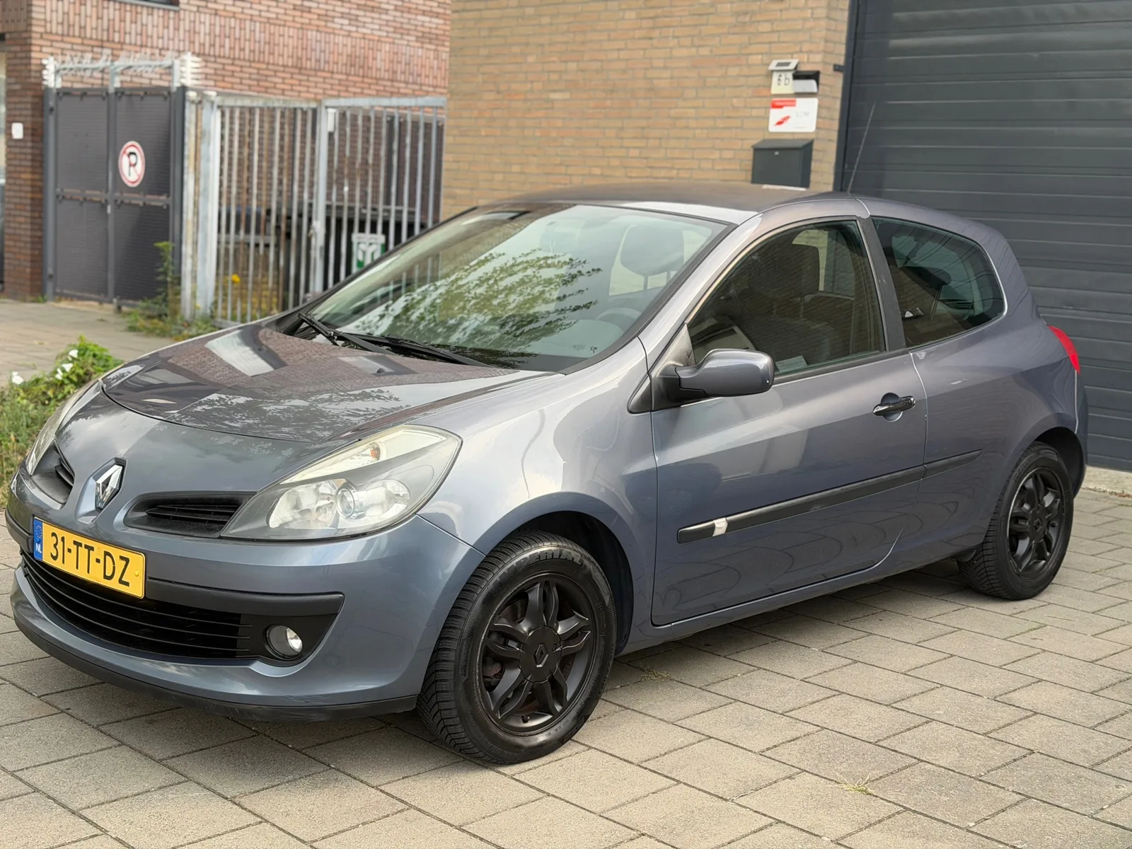 Renault Clio (2007) — foto 1
