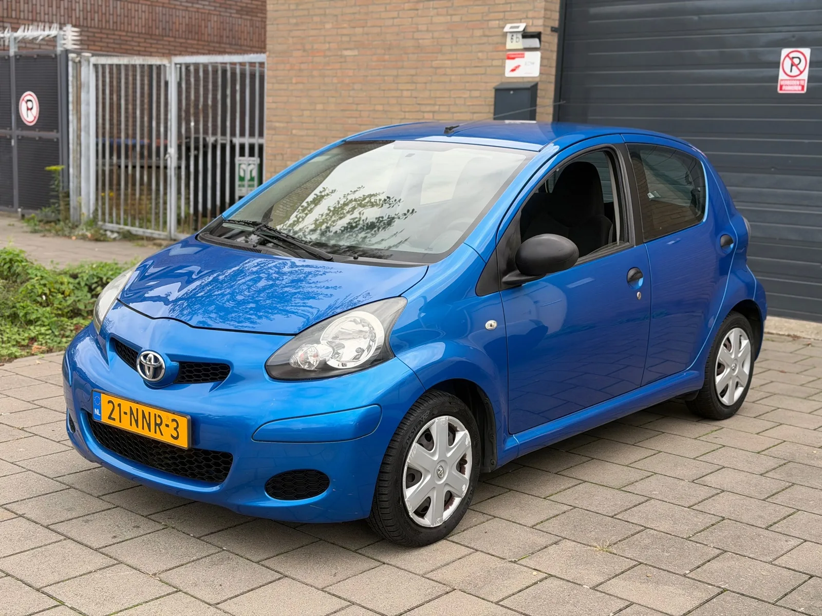 Toyota Aygo (2010) — foto 1