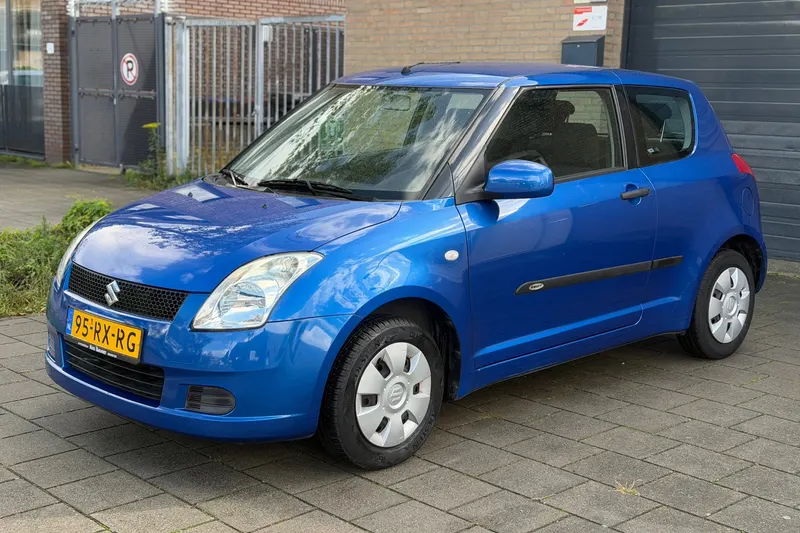 Suzuki Swift (2005)