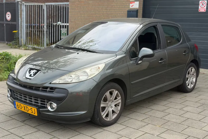 Peugeot 207 (2007)