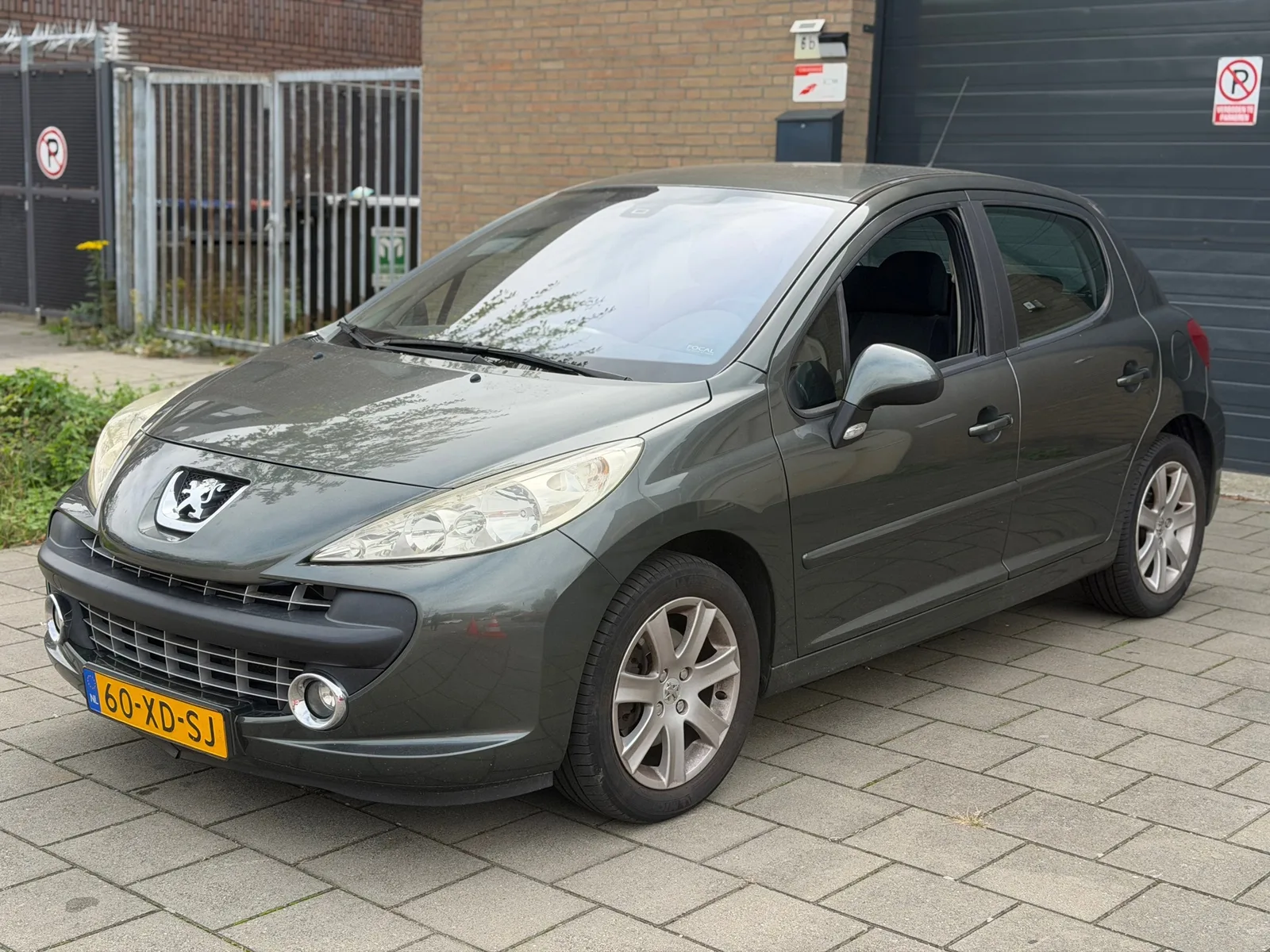 Peugeot 207 (2007) — foto 1