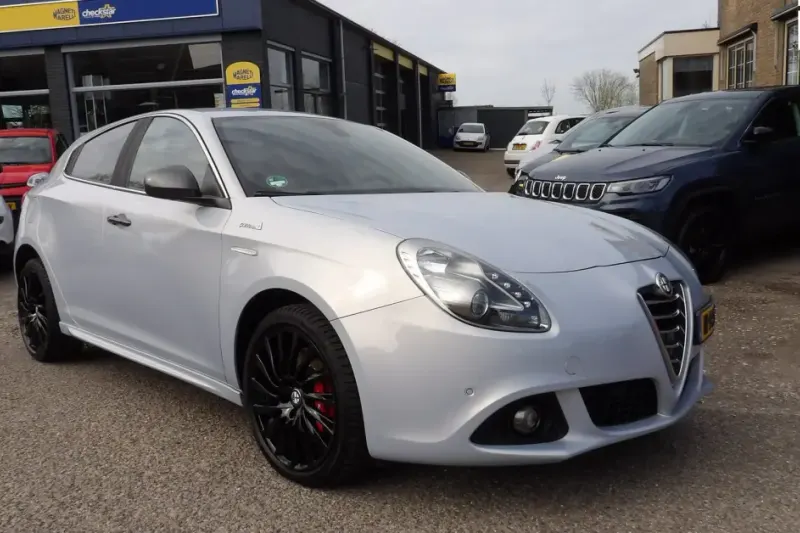 Alfa Romeo Giulietta (2015)