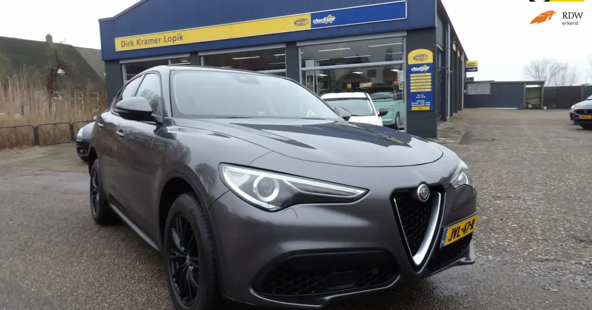 Alfa Romeo Stelvio (2018) — foto 1