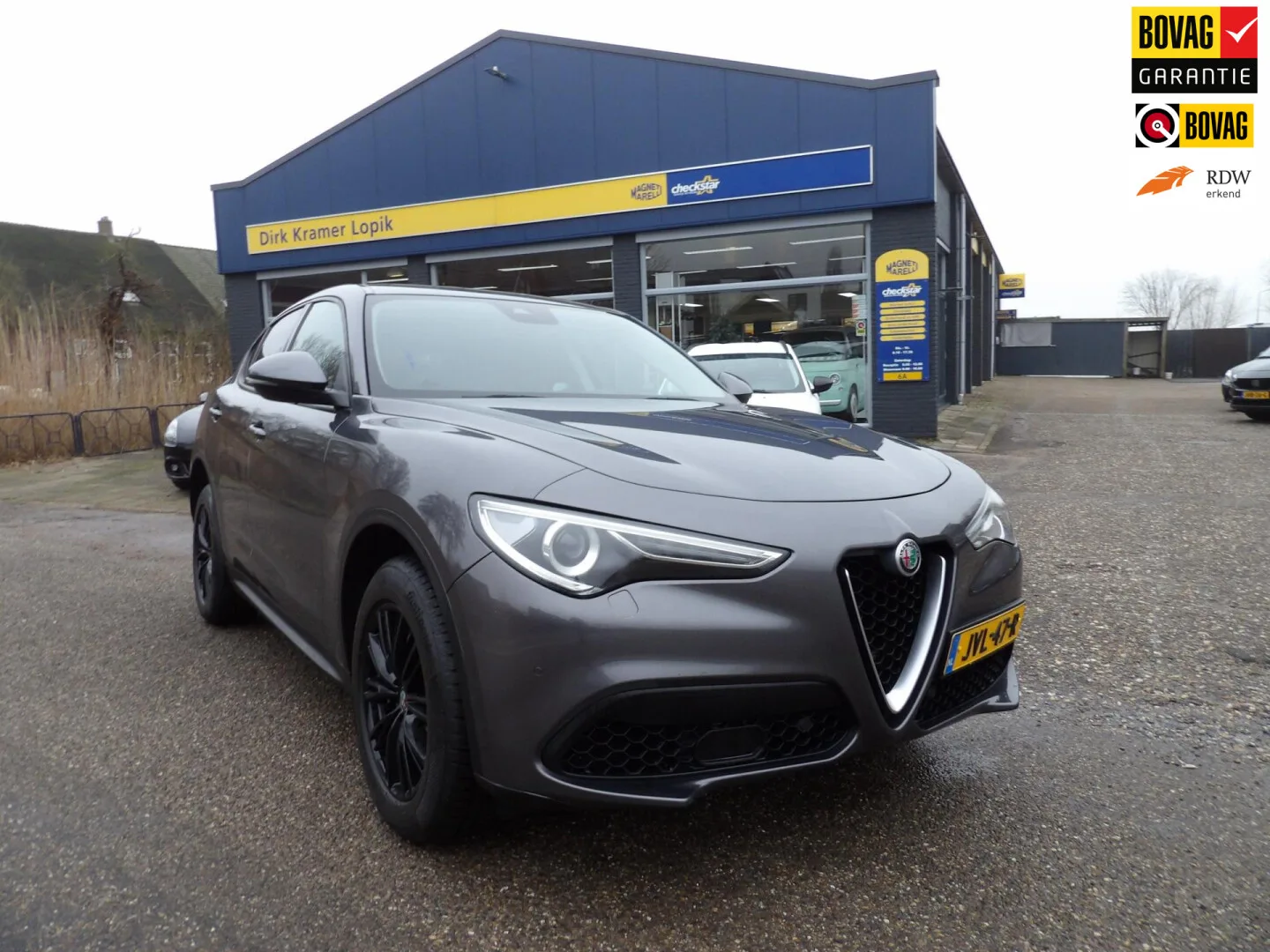 Alfa Romeo Stelvio (2018) — foto 1
