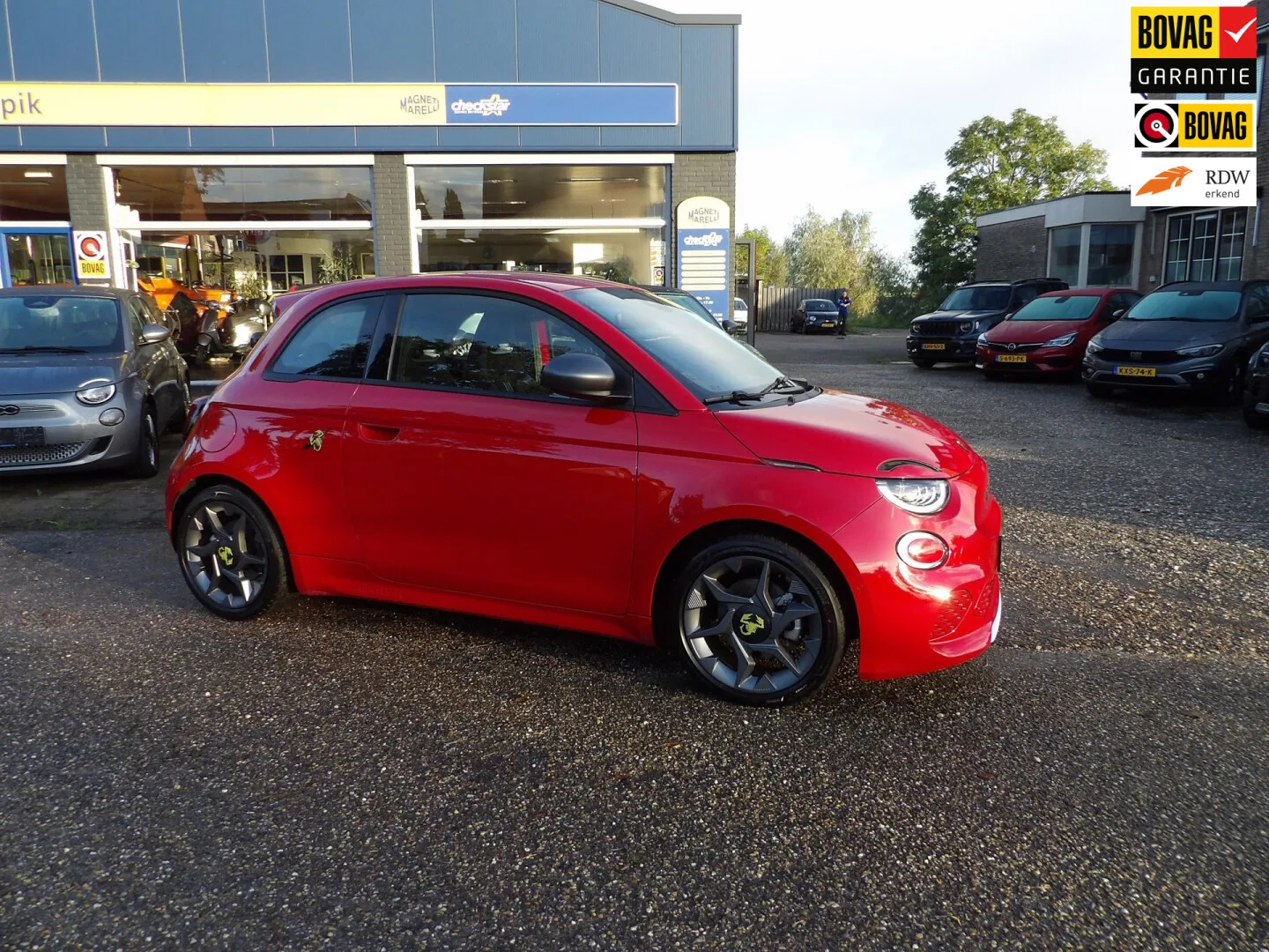 Fiat 500 Abarth (2024) — foto 1