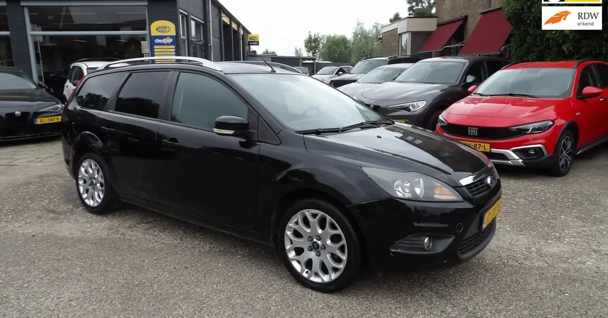 Ford Focus (2009) — foto 1