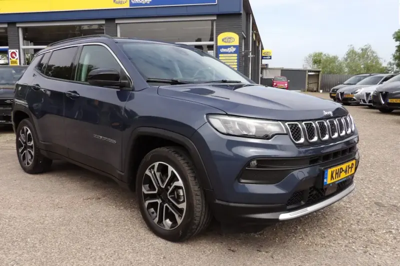 Jeep Compass (2023)
