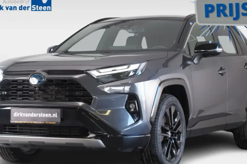 Toyota RAV4 (2025)
