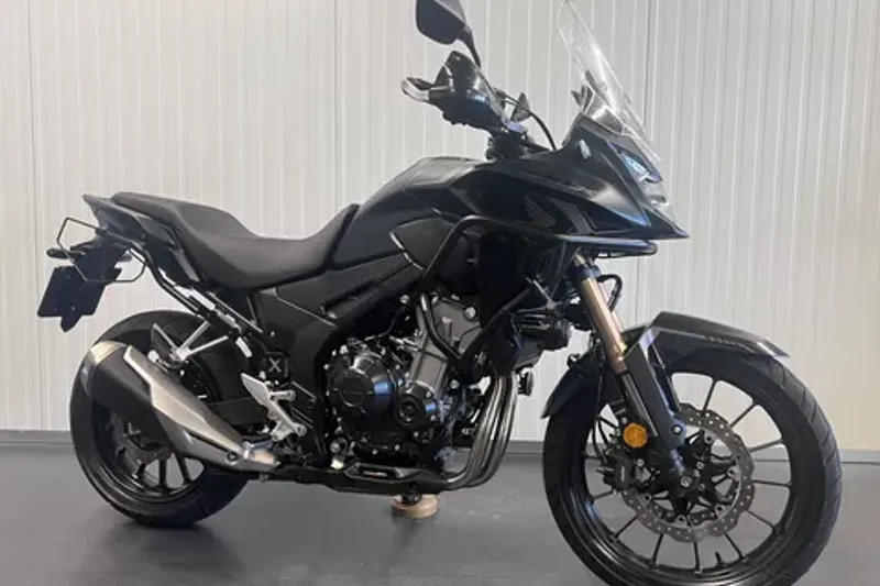 Honda CB500X (2022)