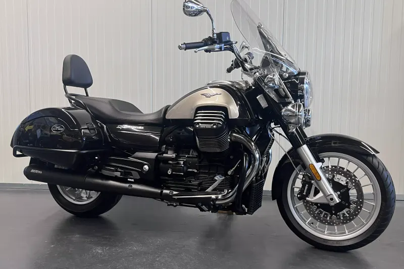 Moto Guzzi California 1400 TOURING (2018)