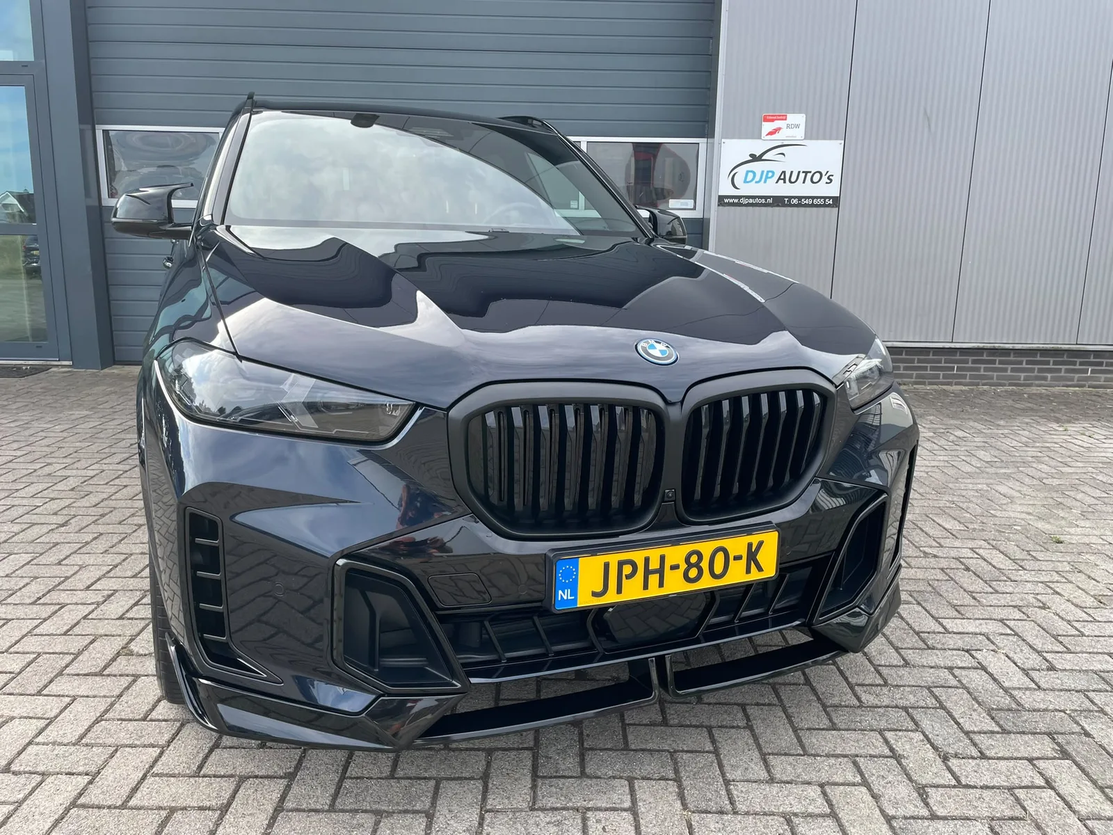 BMW X5 (2024) — foto 1