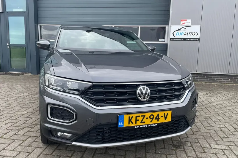 Volkswagen T-Roc (2020)