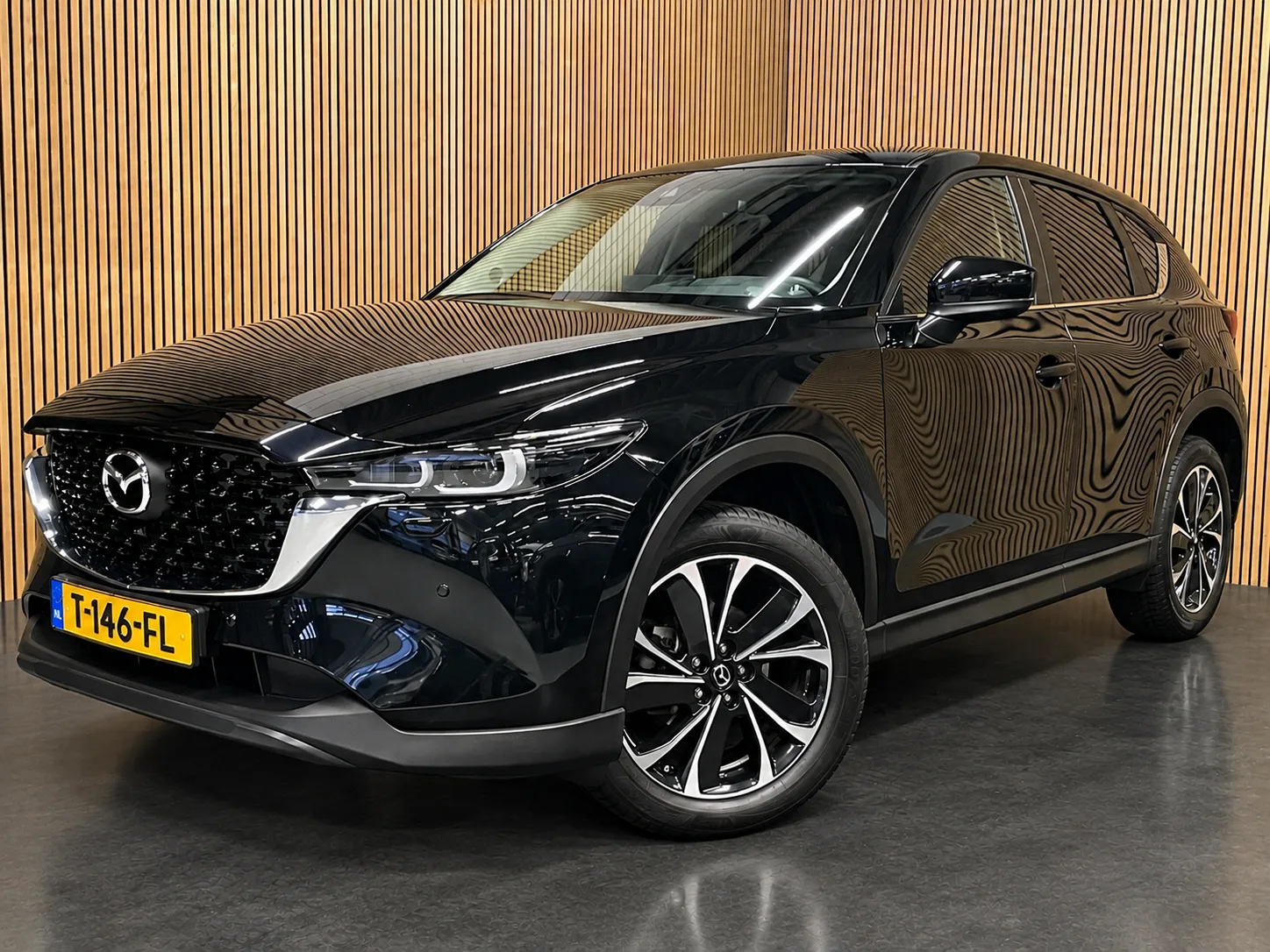 Mazda CX-5 (2023) — foto 1