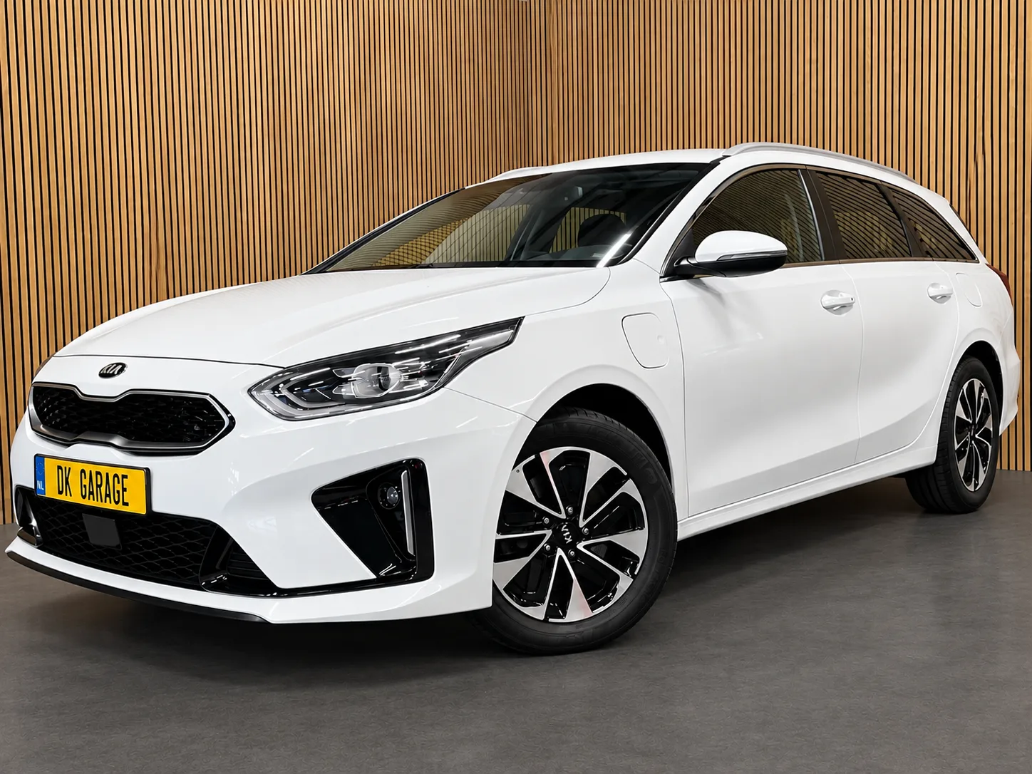 Kia Ceed (2021) — foto 1