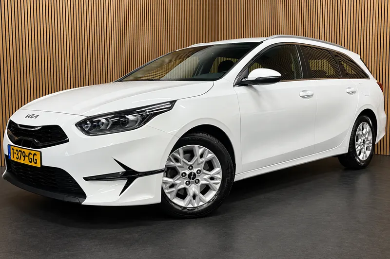 Kia Ceed (2023)