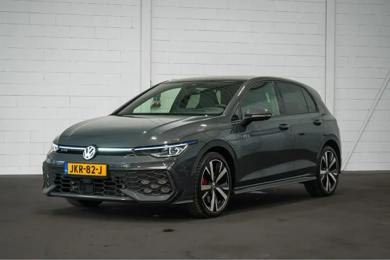 Volkswagen Golf (2025)