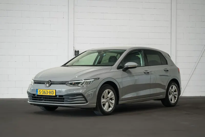 Volkswagen Golf (2022)