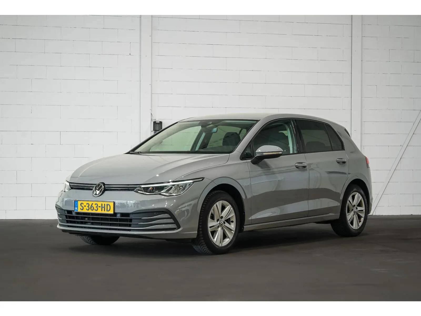 Volkswagen Golf (2022) — foto 1