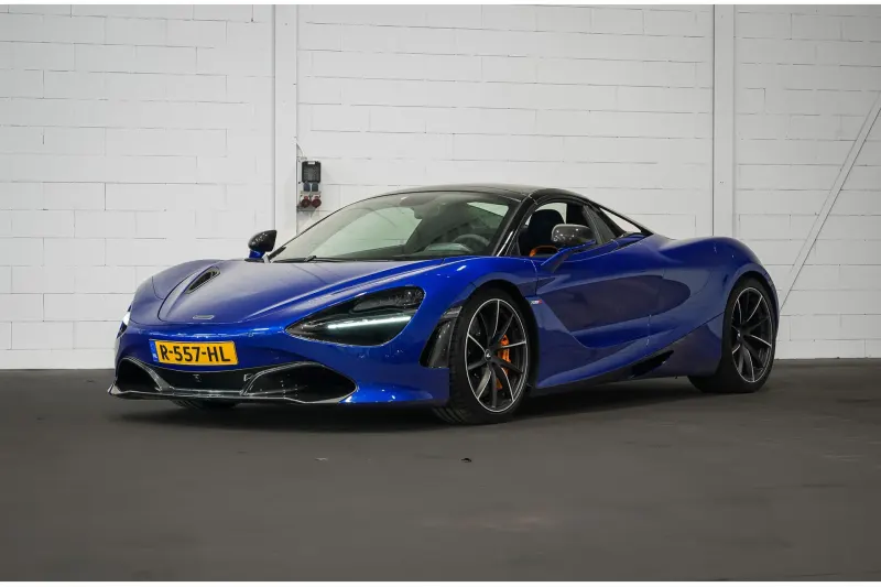McLaren 720S (2020)