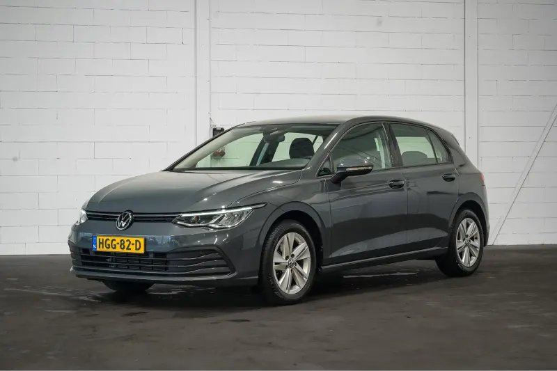 Volkswagen Golf (2023)