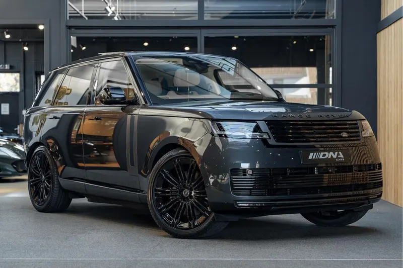 Land Rover Range Rover (2023)