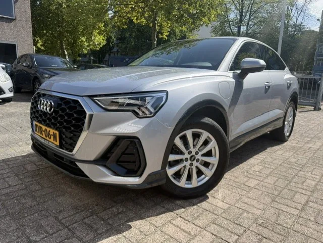 Audi Q3 (2021) — foto 1