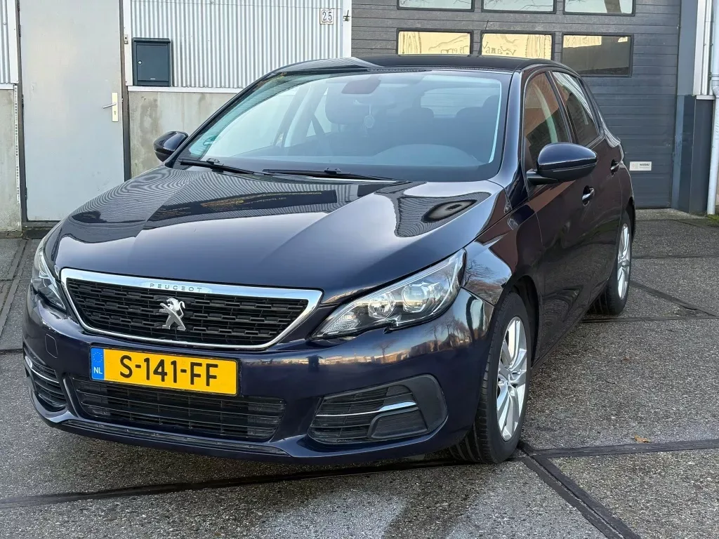 Peugeot 308 (2020) — foto 1