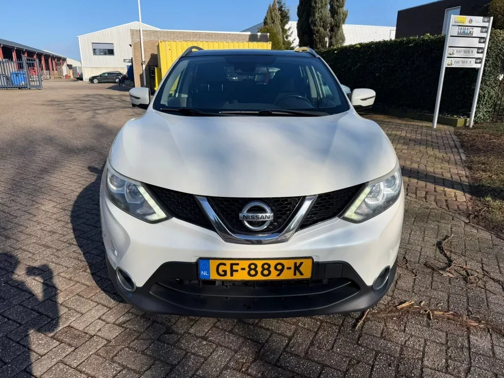 Nissan Qashqai (2015) — foto 1