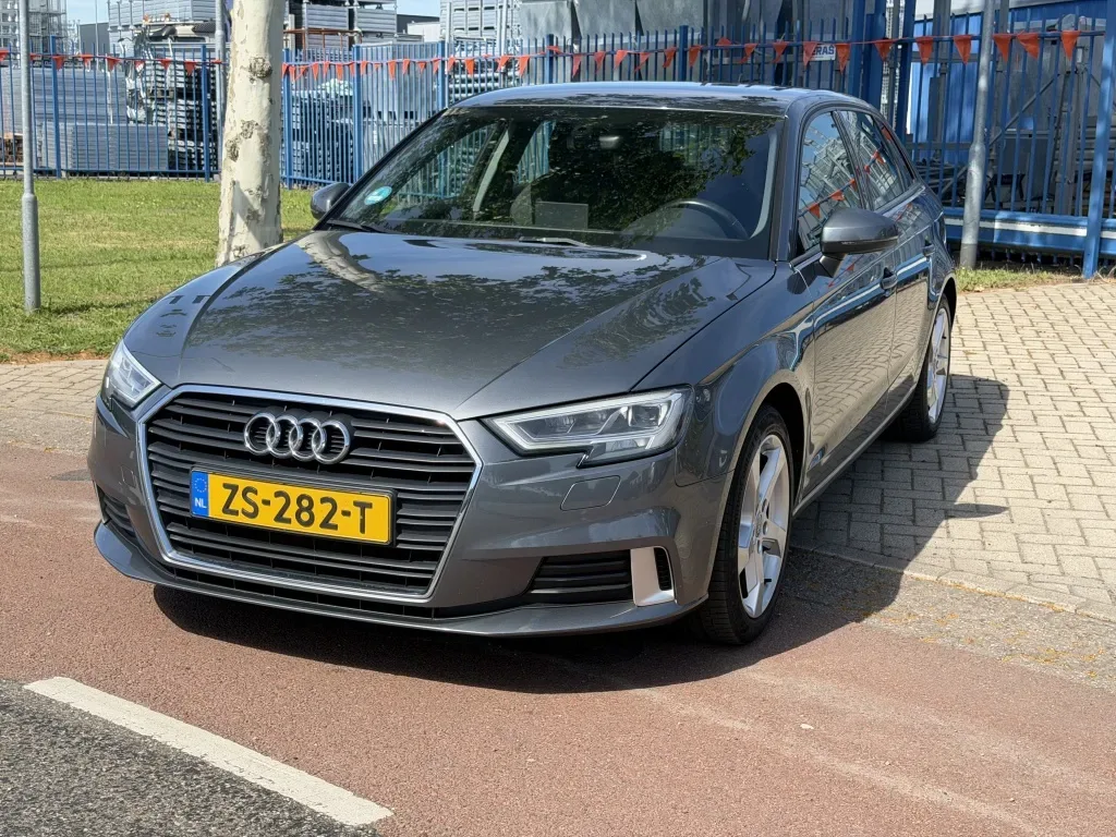 Audi A3 (2019) — foto 1