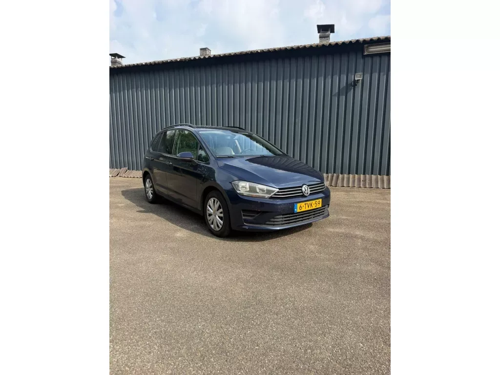 Volkswagen Golf Sportsvan (2014) — foto 1