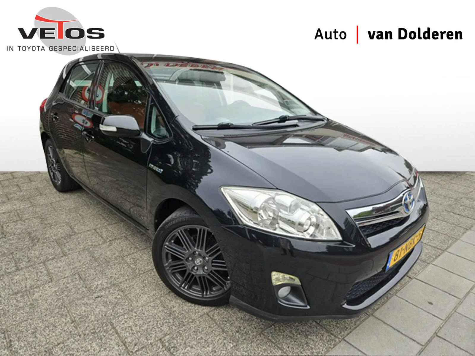Toyota Auris (2010) — foto 1