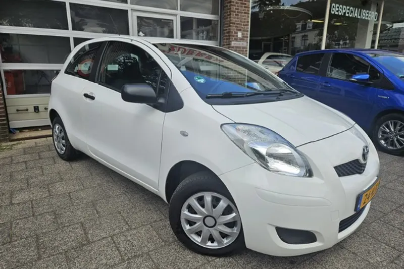 Toyota Yaris (2010)