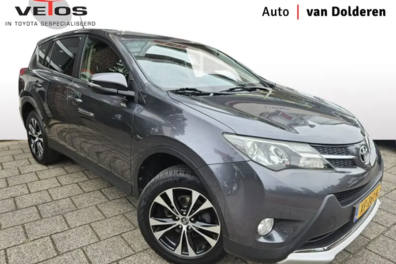 Toyota RAV4 (2015)