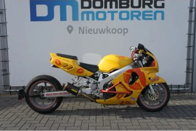 Honda CBR 900 RR Fireblade (1996)